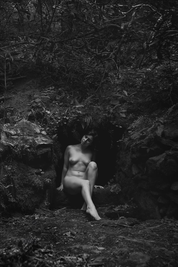 figure in nature artistic nude photo by photographer wendy garfinkel