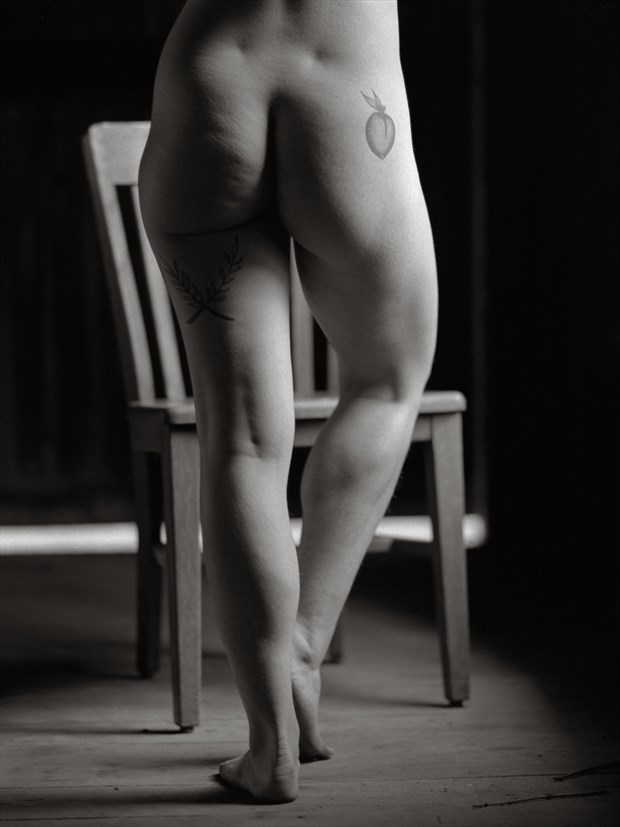figure study natural light photo by photographer peaquad imagery
