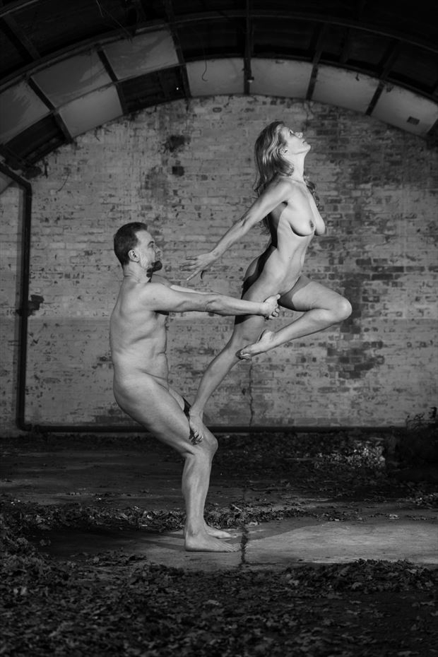 figurehead artistic nude photo by model helen saunders