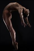 flexible artistic nude photo by photographer robert peres