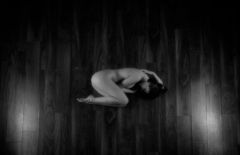 floored artistic nude photo by photographer richard byrne