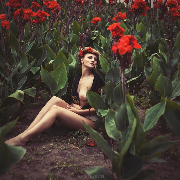 flora Artistic Nude Photo by Photographer markavgust