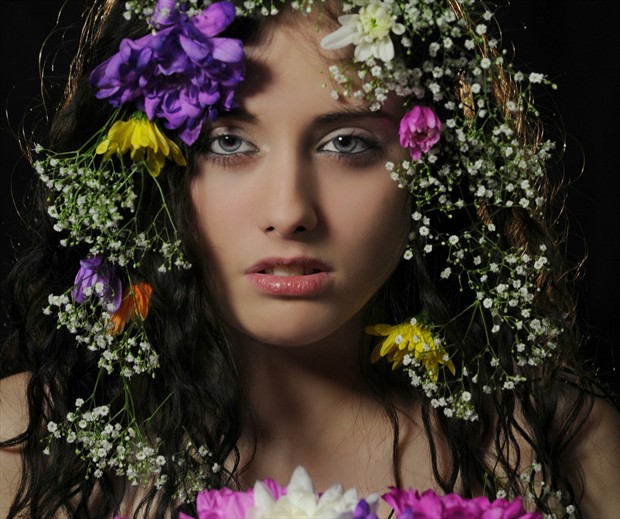 flower girl Portrait Photo by Photographer jon daly