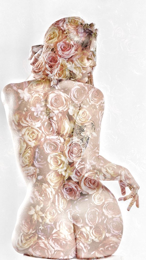 flower power artistic nude photo by photographer robert koudijs