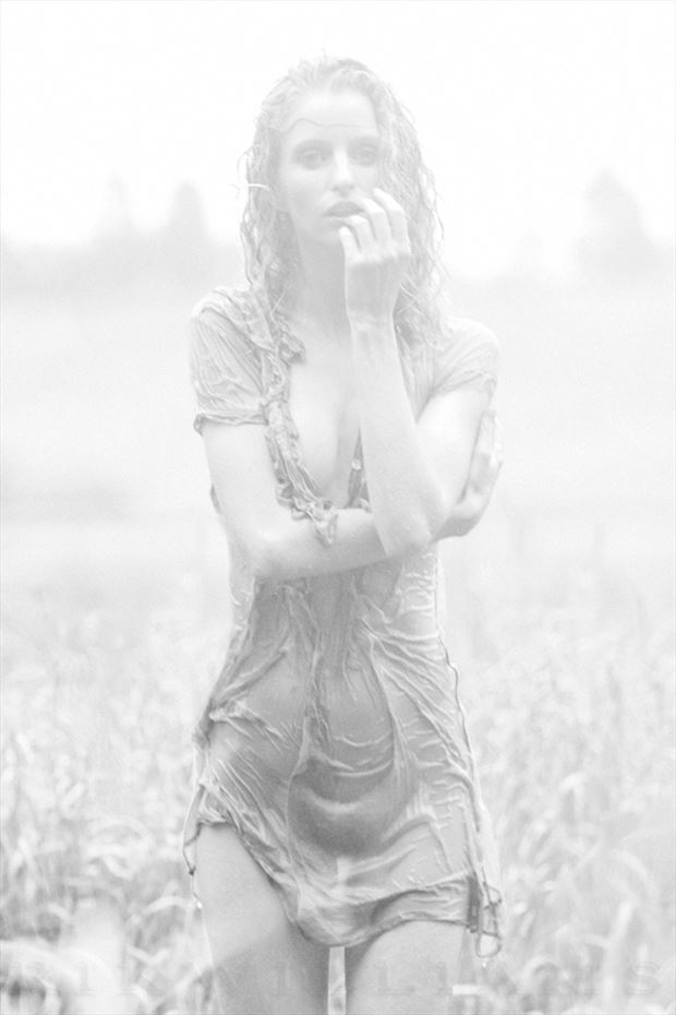 fredau in the rain artistic nude photo by photographer rik williams