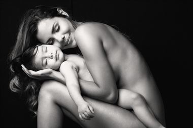 gaby y franco artistic nude photo by photographer gustavo combariza