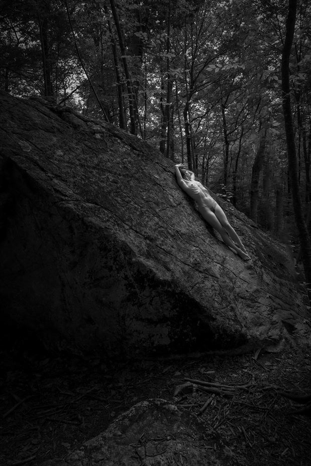 glacial erratic rayne artistic nude photo by artist kevin stiles