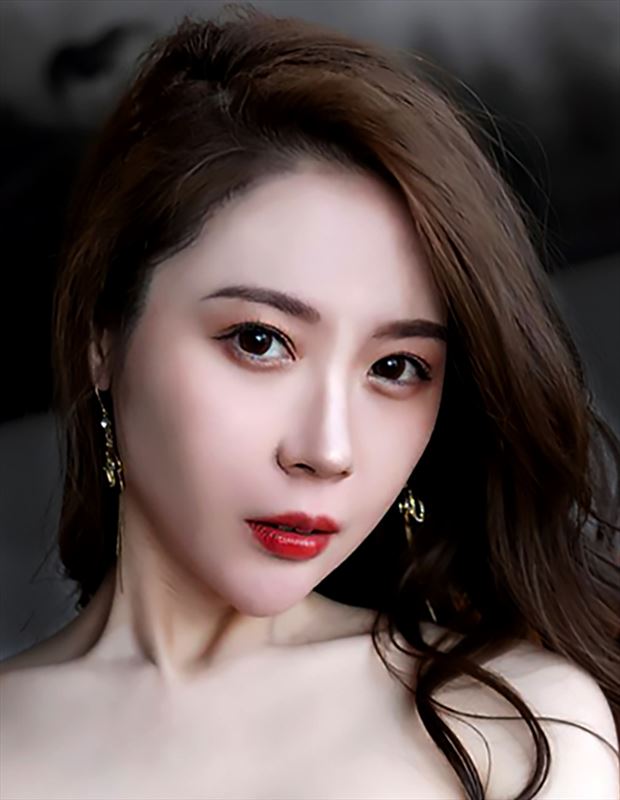 Glamour portrait Portrait Photo by model Jia Feng at Model Society