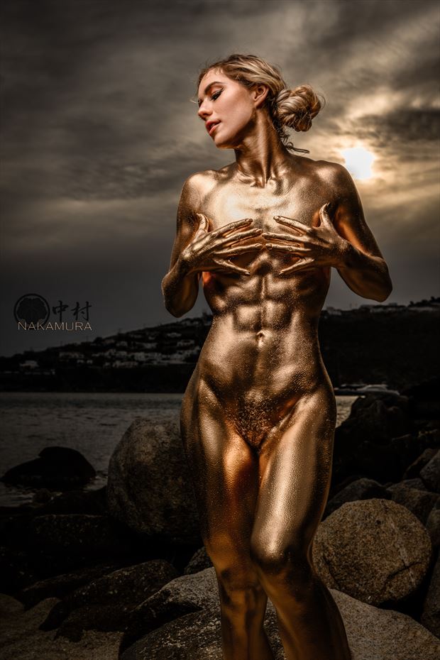 gold in greece artistic nude artwork by photographer nakamurafoto