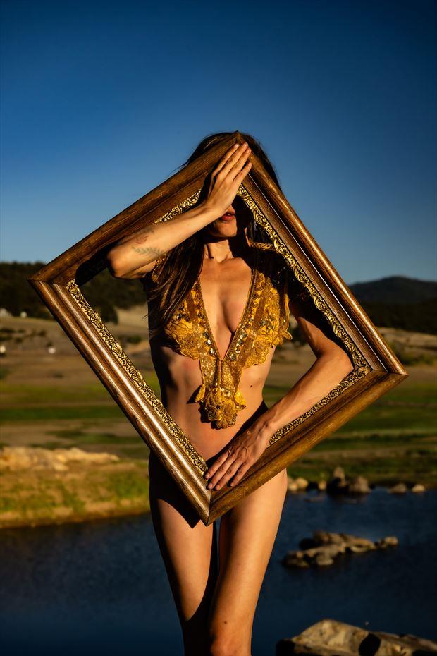 golden frame artistic nude photo by model leela violet