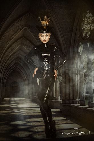 gothic latex alternative model photo by photographer idollphamine