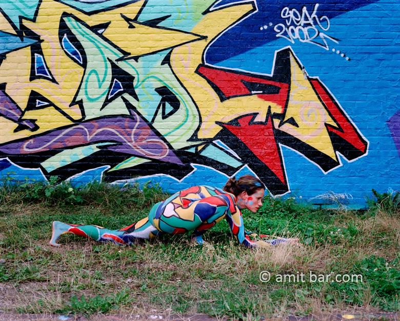grafffity attack i body painting artwork by photographer bodypainter