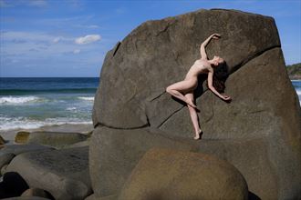 granite boulder artistic nude photo by photographer tim bradshaw