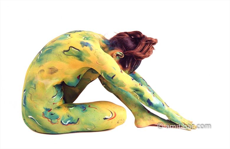 green and yellow ii body painting artwork by photographer bodypainter