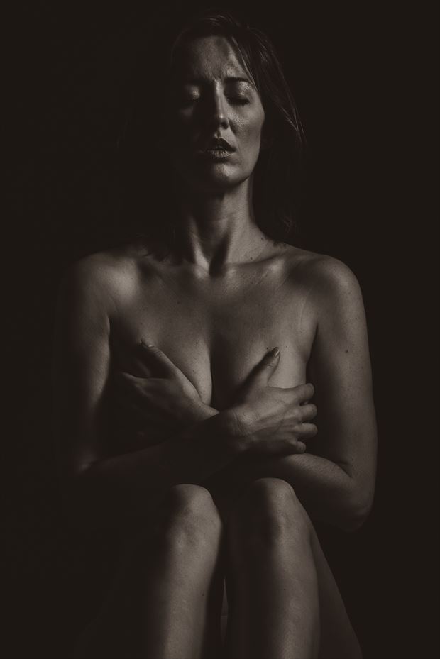 gwen held artistic nude photo by photographer 2photographics
