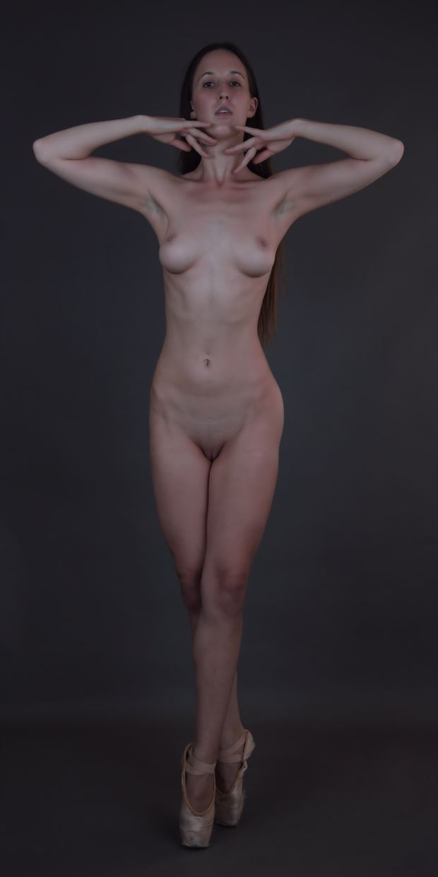 gwen in ballet artistic nude photo by photographer pblieden