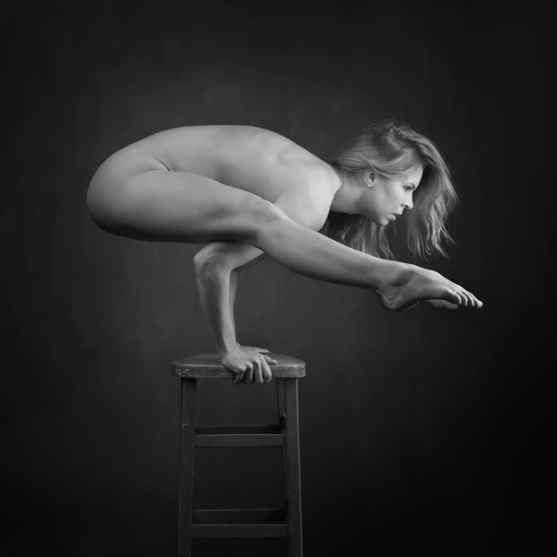 hands on artistic nude photo by photographer niall