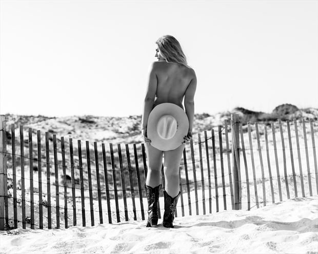 hat rack artistic nude photo by photographer luke adam