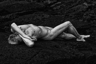 hawaii artistic nude photo by model robert p
