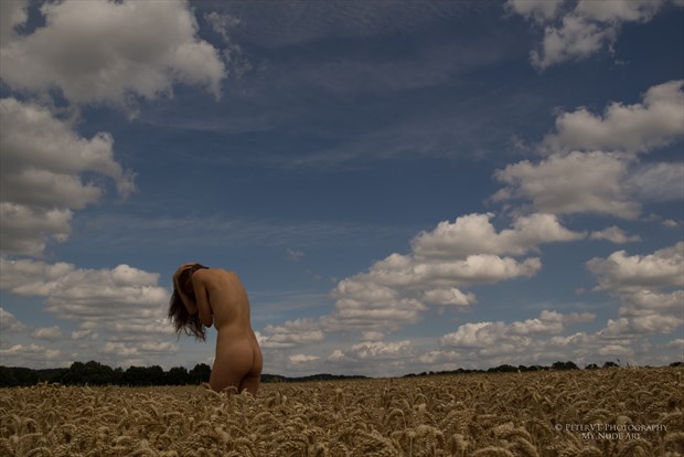 head in clouds Artistic Nude Photo by Model Nelenu