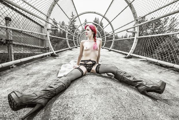 heat bridge path portrait glamour photo by photographer woodeye