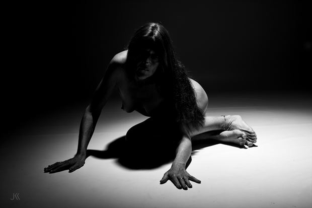 heidi in studio 8 artistic nude photo by photographer jankarelkok