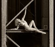 high contrast at 50 ft artistic nude photo by photographer maxoperandi