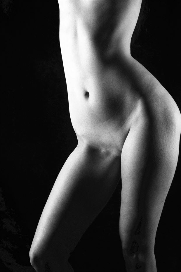 hips artistic nude photo by photographer deimos