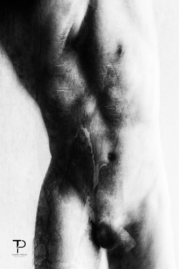 his body was a river artistic nude photo by photographer thierry prieur photographie