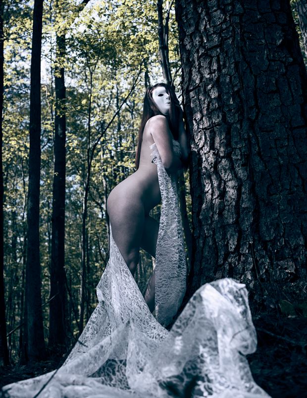 horror all dressed up artistic nude photo by model jade_ashh