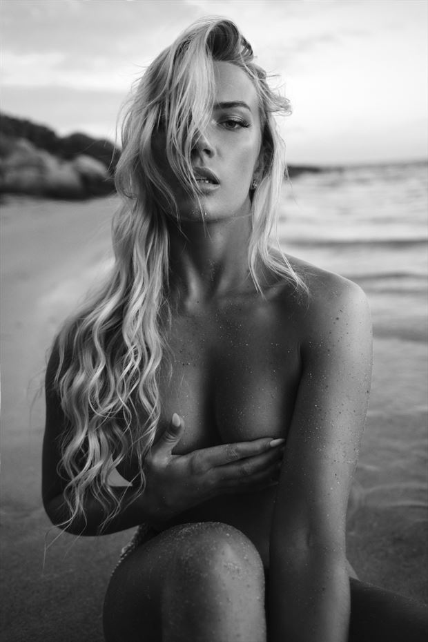 i want to taste you again like a secret or a sin artistic nude photo by model reelika bergman