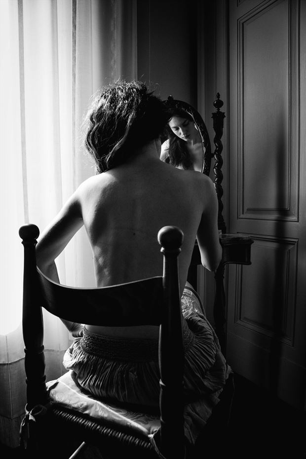 il silenzio del mondo artistic nude photo by photographer komno
