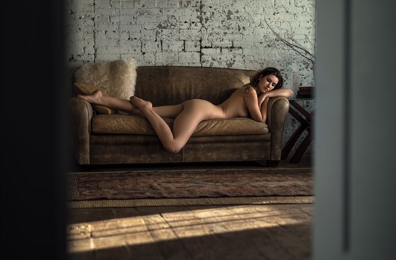 implied nude natural light photo by photographer ellis