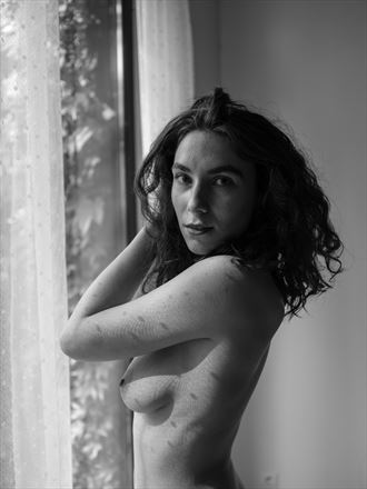 implied nude portrait photo by model %C5%BEanet
