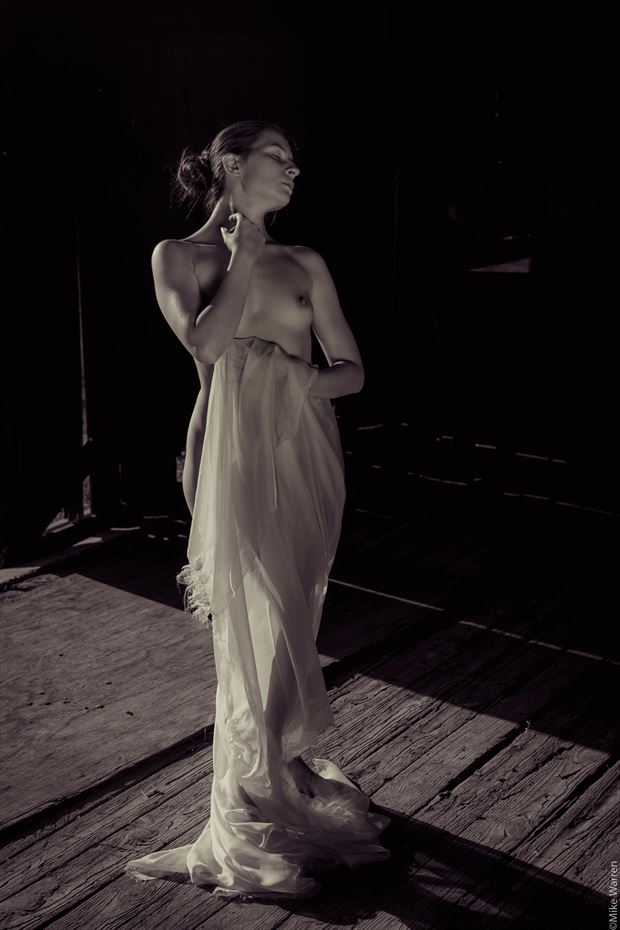 in the barn artistic nude photo by photographer mikewarren