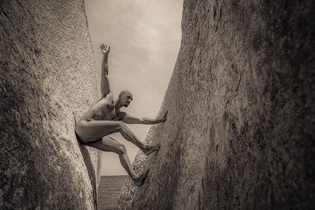 in the rocks 4 artistic nude photo by photographer jjpr