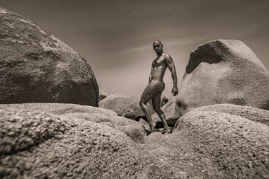 in the rocks 6 artistic nude photo by photographer jjpr