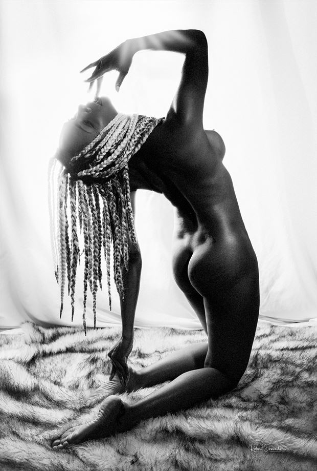 in the tent of light artistic nude photo by photographer robert domondon