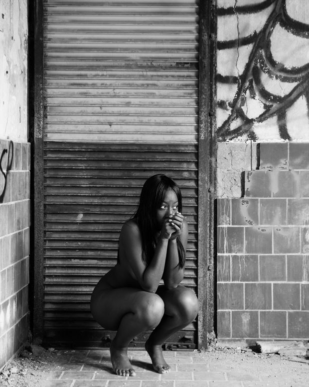 isolation implied nude photo by photographer anthony gordon