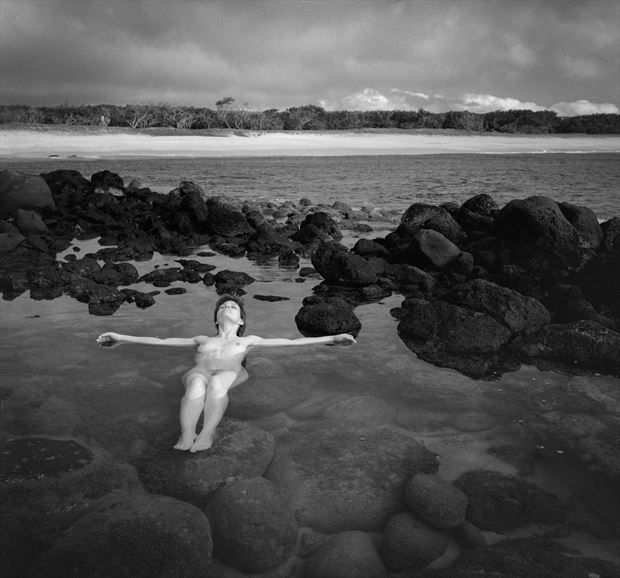 jane on molokai 1999 artistic nude photo by photographer steve anchell