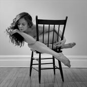 jay ban et la chaise 3 artistic nude photo by photographer claude frenette