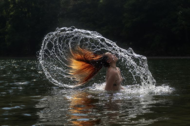 jessie flipping her hair in the water artistic nude photo by photographer daniel l friend