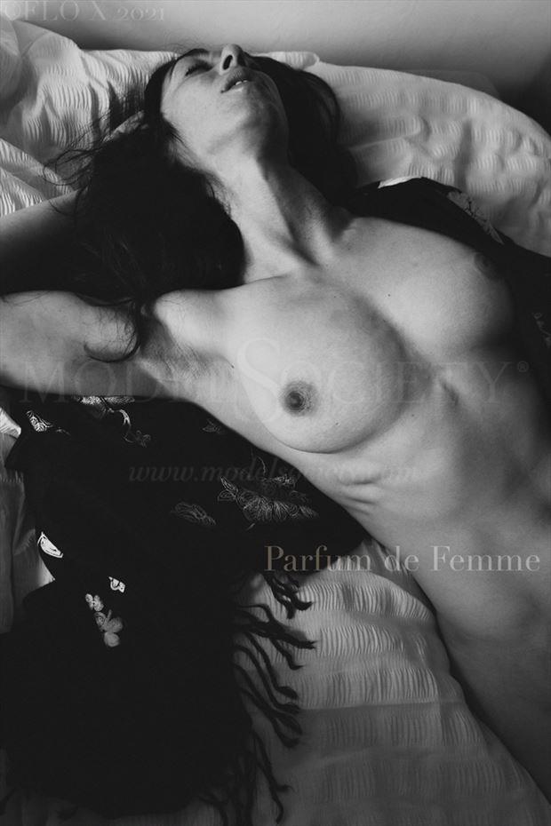 joana erotic photo by photographer parfum de femme