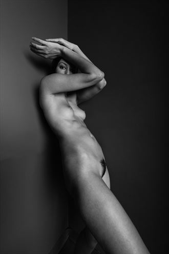 kate artistic nude photo by photographer daianto