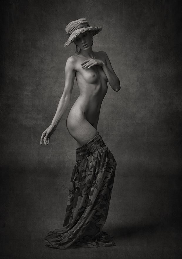 kate snig artistic nude photo by photographer tom gore