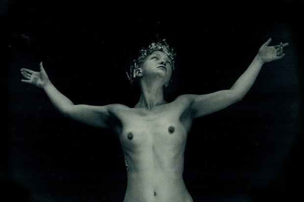 katiechrist artistic nude photo by photographer cheshire scott