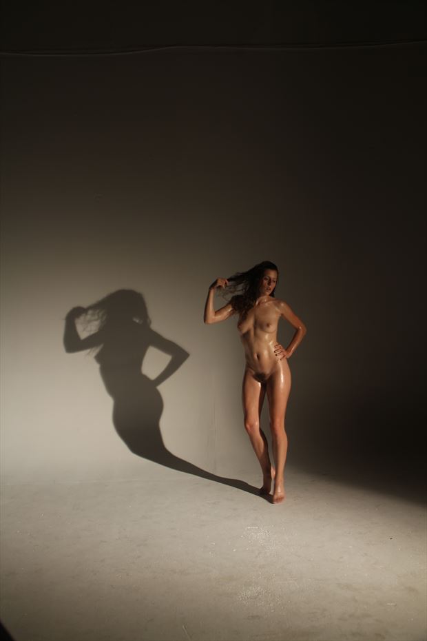 katlin 1 shadows artistic nude photo by artist gustavo guinand