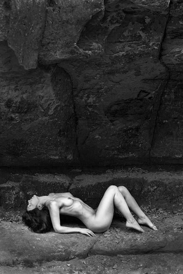 kiki on the rocks Artistic Nude Photo by Photographer Thomas Bichler