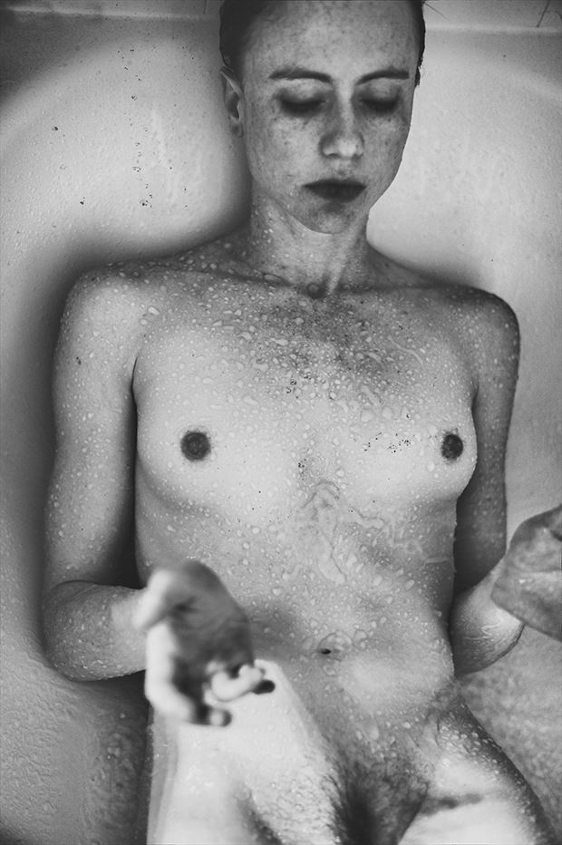 kyl cleanse artistic nude artwork by photographer emissivity