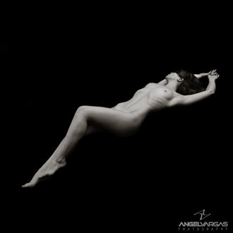 l artistic nude photo by photographer angel vargas
